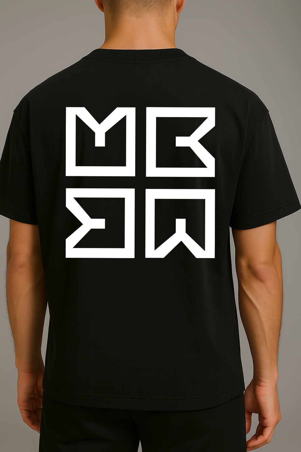 Tee - Confidence (zwart)